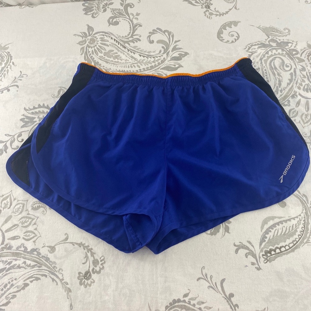 Brooks Running Shorts Womens
Large Blue Lined Lightweight
Athletic
